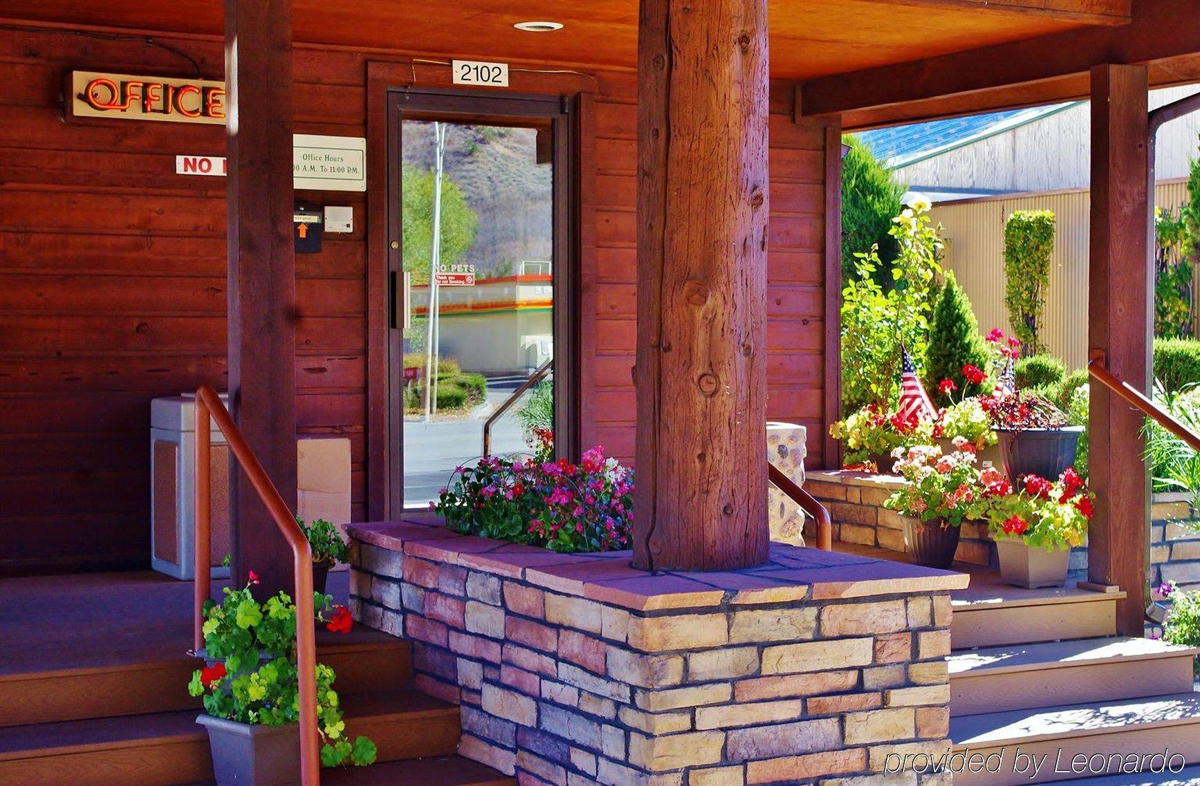 Glenwood Springs Cedar Lodge Экстерьер фото